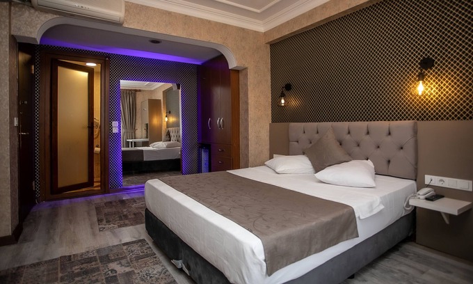 Asmali Mescit Hotel | Pera Capitol