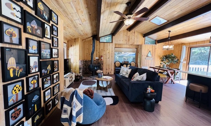 Coupeville Casa | Perch - Ellie's Secret Gnome Cabin