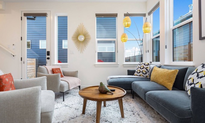 Genesee Casa | Perch - Serene Genesee Escape