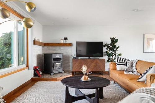 Oak Harbor Casa | Perch - Sierra Retreat 47