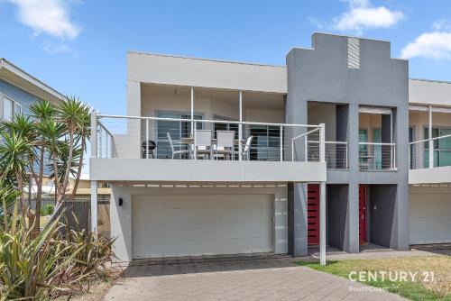 Port Willunga Casa | Percival Point - Port Willunga - C21 SouthCoast Holidays