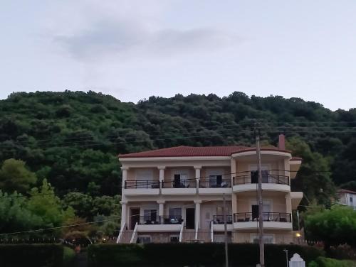 Agia Apartamento | Perdikis Apartments - Paliouria