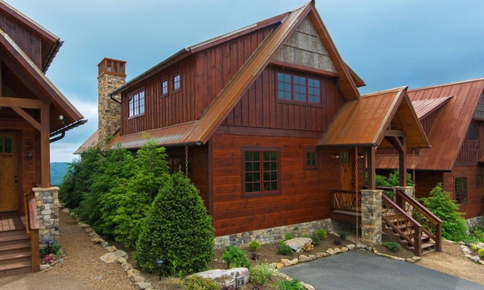 Elk Park Cabina | Perca de Peregrine: impresionantes vistas, chimenea al aire libre, comodidades de Eagles Nest