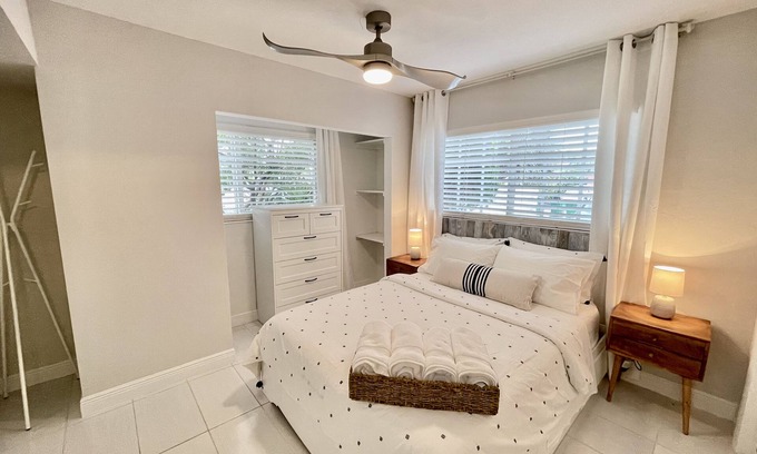 Lauderdale Beach Apartamento | Perfect Beach Escape 1BD/1Bath Close to Everything