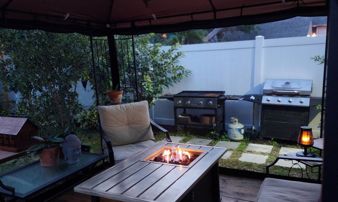 Bartlett Park Cabaña | Perfect cottage style house.