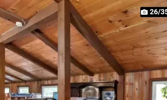 Oshkosh Casa | *perfect EAA spot* quiet waterfront home