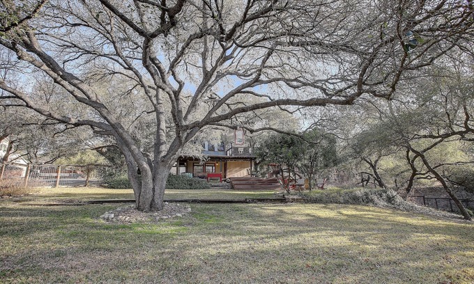 River Ridge Casa | Perfect Escape w/ access to Lake Austin
