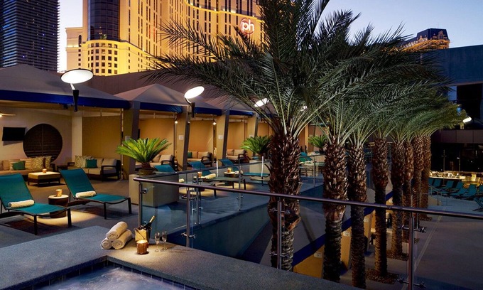 Las Vegas Complejo | ¡Perfecto para conferencias, compras, restaurantes, espectáculos y el Strip!
