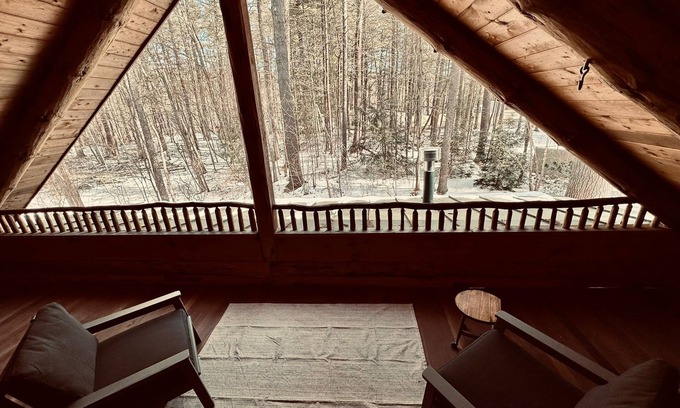 Glendale Casa | Perfect for Entertaining and Relaxation in the Berkshires!Furnished Country Home