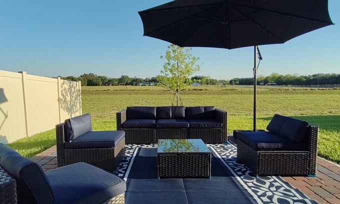 Haines City Casa | Perfect for Families! 4BR Home Close to Disney & LEGOLAND – Peaceful Location