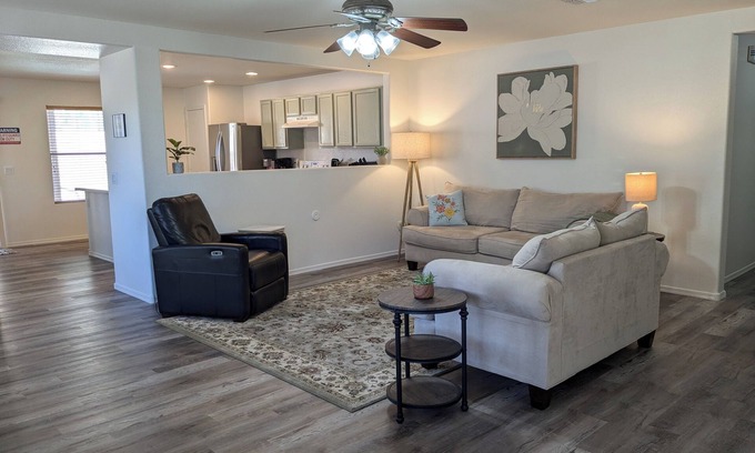 Surprise Farms Casa | Perfect for families/Heated pool! Pets welcome.