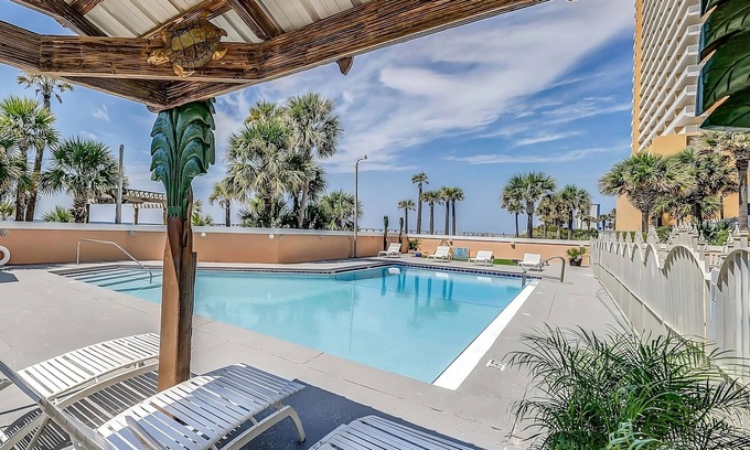 Panama City Beach Hotel | Perfect For The Whole Family! 4 Ocean View Units, Free Parking, Outdoor Pool
