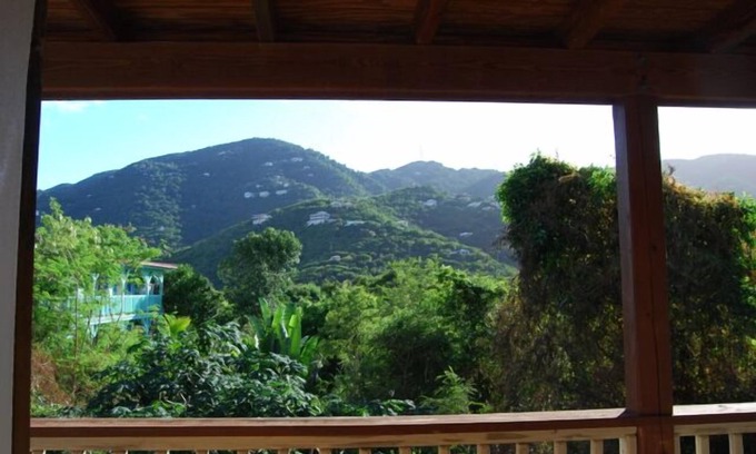 Upper Carolina Cabaña | Perfecto para la pareja que cuidan su presupuesto con Sueños Tropicales-Minded