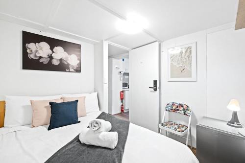 Killara Casa | Perfect for Travelers - Detached Double Room - Shared Bathroom