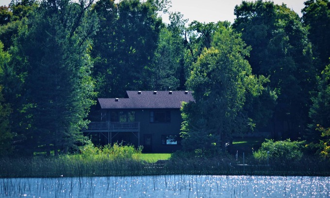 Richwood Cabina | ¡Nuevo disponible! Gran cabaña ubicada en el hermoso lago Strawberry