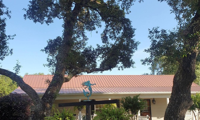 Magnolia Bluffs Casa | Perfect getaway home for the holidays! You can even bring the furkids
