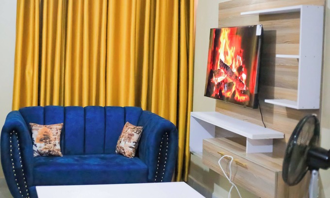 Kisumu Apartamento | Perfect Getaway: Quiet, 1-Bedroom Private Balcony. Walk to Kisumu Airport.