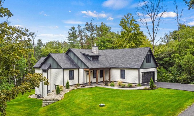 Lake George Casa | Perfect Getaway
