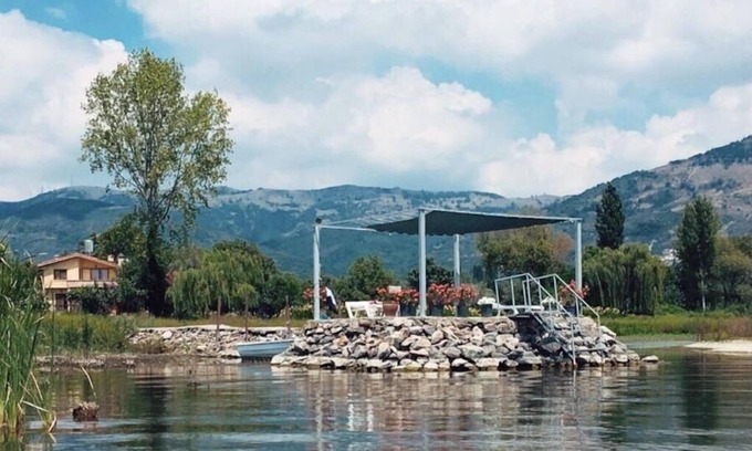 Orhangazi Casa | Perfect Lakefront Home on Iznik Lake, Bursa