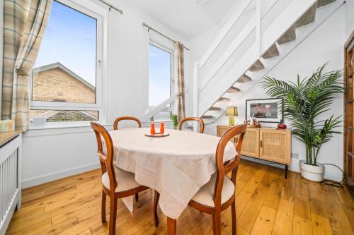 Troon Apartamento | Perfect location for beach and golfing