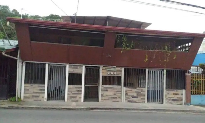 El Cerro Apartamento | #Twinbedplace #fullstudio #CostaRica #Quepos #ManuelAntonioPark