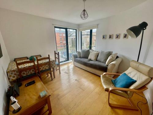 North West Apartamento | Perfect Location in Heart of Glasgow West End Pass the Keys