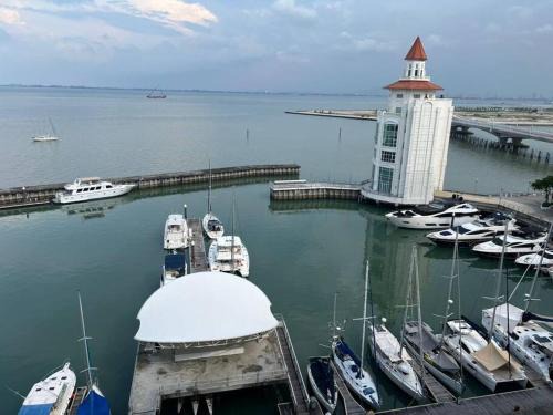 Seri Tanjung Pinang Apartamento | Perfect Marina Stay@Strait Quay/w bathtub&carpark