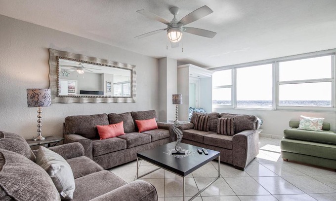 Galt Mile Apartamento | Perfect Panorama - #905