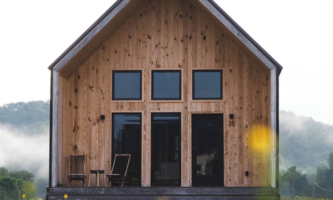 Stanton Cabina | Perfect Perch at Three Suns Cabins