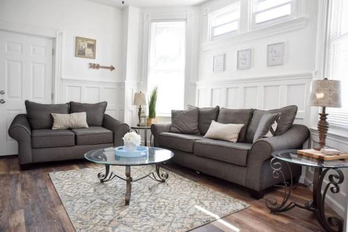Crafton Casa | Perfect Pittsburgh Home Close To City & Airport