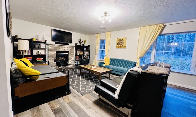 Tobyhanna Casa | ❤️ Perfect Poconos kids friendly gateway ❤️