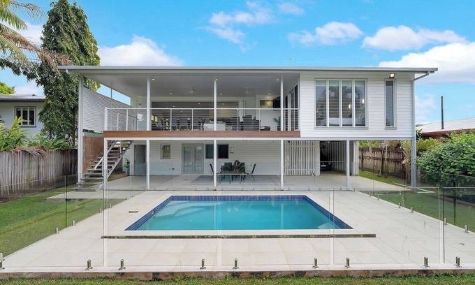 Edge Hill Casa | Perfect Pool House Idyllic Tropical Retreat
