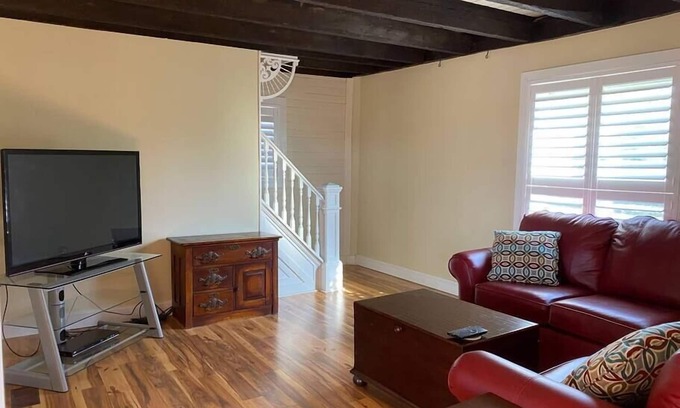 Port Ontario Casa | Perfect Riverside Suite