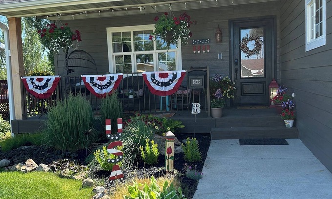 Belle Fourche Casa | Perfect Sturgis Rally Rental-4+Bed, 3 Bath, Pool,Patio, 3 Car Garage, & more!