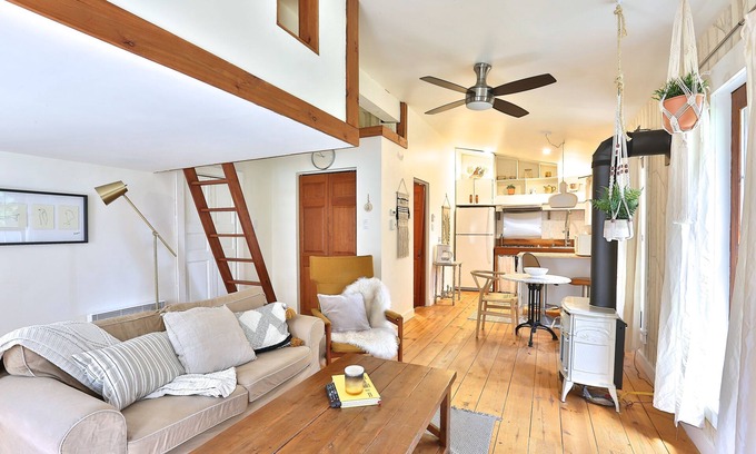 Ayers Cliff Apartamento | Perfect Summer Weekend Loft in the ❤️ of the Eastern Townships