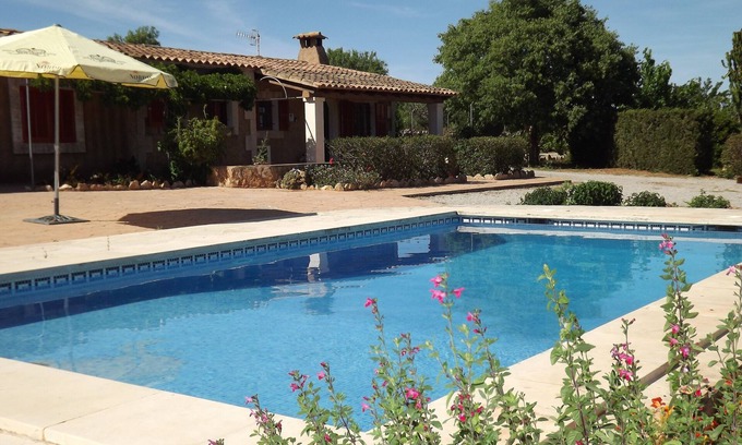 S Horta Casa | Villa con piscina, jardín y barbacoa privados cerca de la playa con WIFI