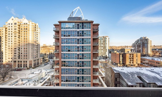 Eau Claire Condominio | Perfectly Located, Peaceful Downtown Condo Steps to the Bow River