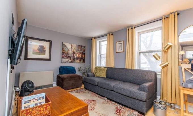 Old North End Apartamento | Perfectly Located Private Apartment