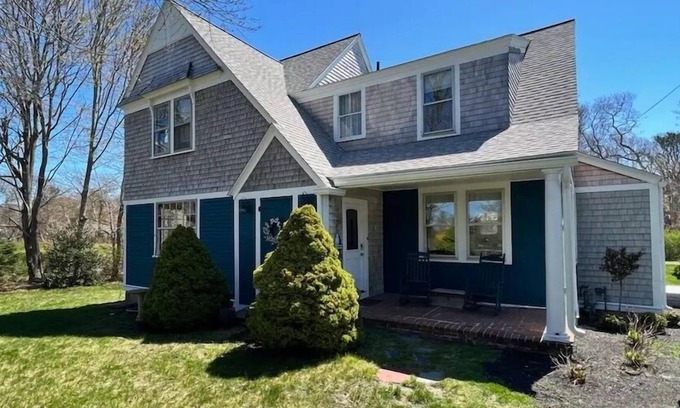 Hyannis Port Casa | Perfectly Located Hyannis Port Rental