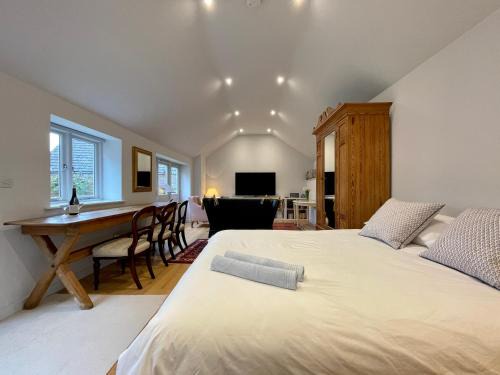 Great Brington Casa | Perfectly Sized 1-bedroom Guest House