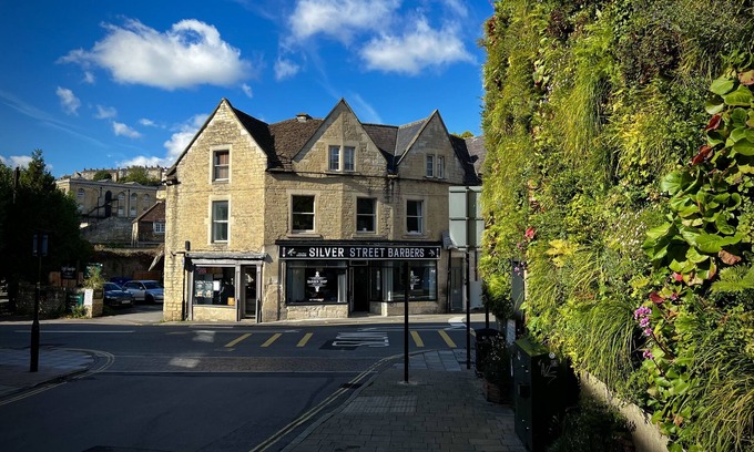 Bradford-on-Avon Apartamento | Period apartment, great views, in heart of historic town.