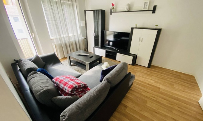 Bielefeld Apartamento | Perle in Bielefeld + Eigner Parkplatz Inkl. Balkon