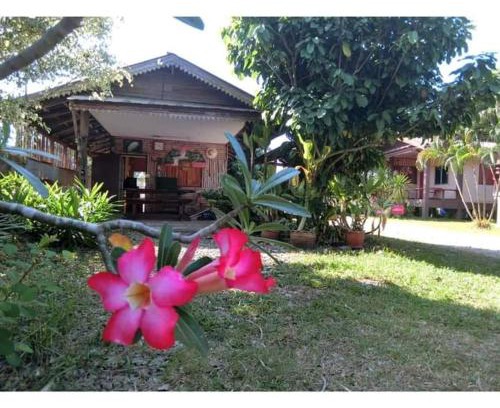 Pua Casa | Pernjai Homestay บ้านคำข้อน