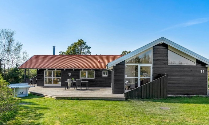 Hals Casa | "Persa" - from the sea by Interhome