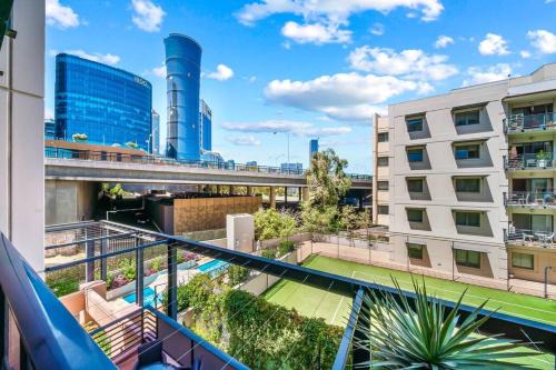 Perth Central Business District Apartamento | Perth city BNB l CBD and Pool view - 1xKing bed and 2xSingle beds