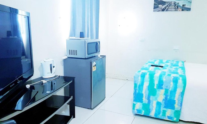 Thornlie Hotel | Perth City Motel