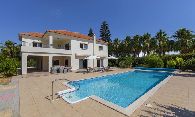 Pervolia Villa | Meneou Seaside Mansion 7