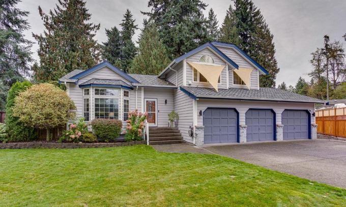 Bonney Lake Casa | Pet and Family Friendly Bonney Lake Home Game Room