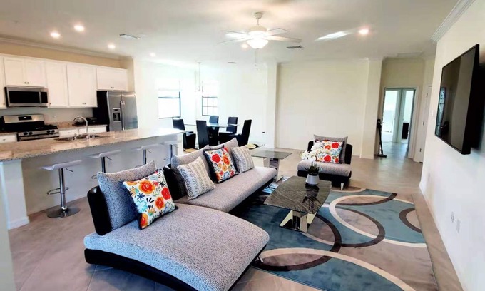 Lakewood Ranch Casa | Pet Friendly 3 Beds+2 Baths+2 car garage in Lakewood National Golf Club