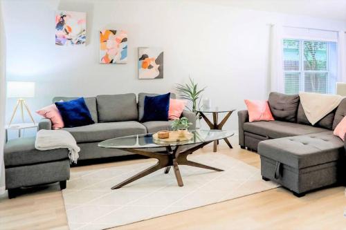 St. Augustine Casa | Pet-friendly 3 BR Modern Space, 5 min to Downtown